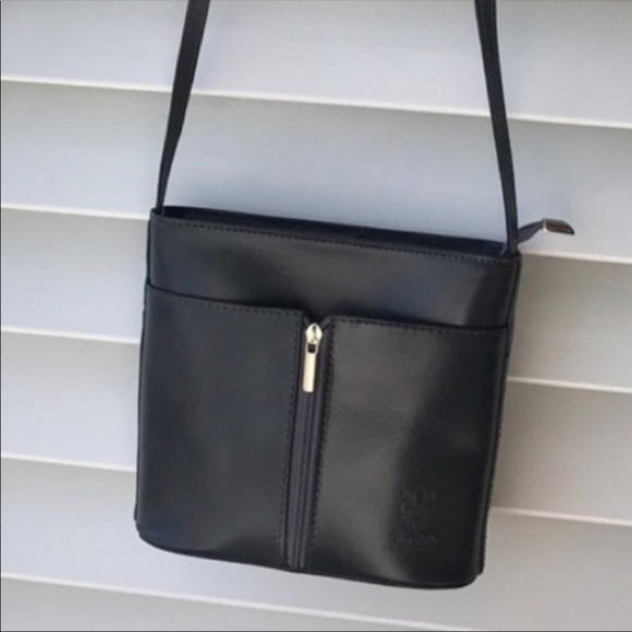Vera Pelle Handbags - VERA PELLE Italian Leather Crossbody EUC!